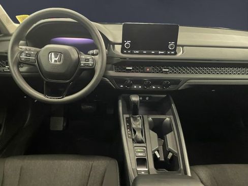 Certified 2023 Honda Accord EX image 10