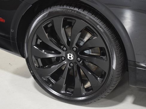 New 2025 Bentley Continental GTC image 6