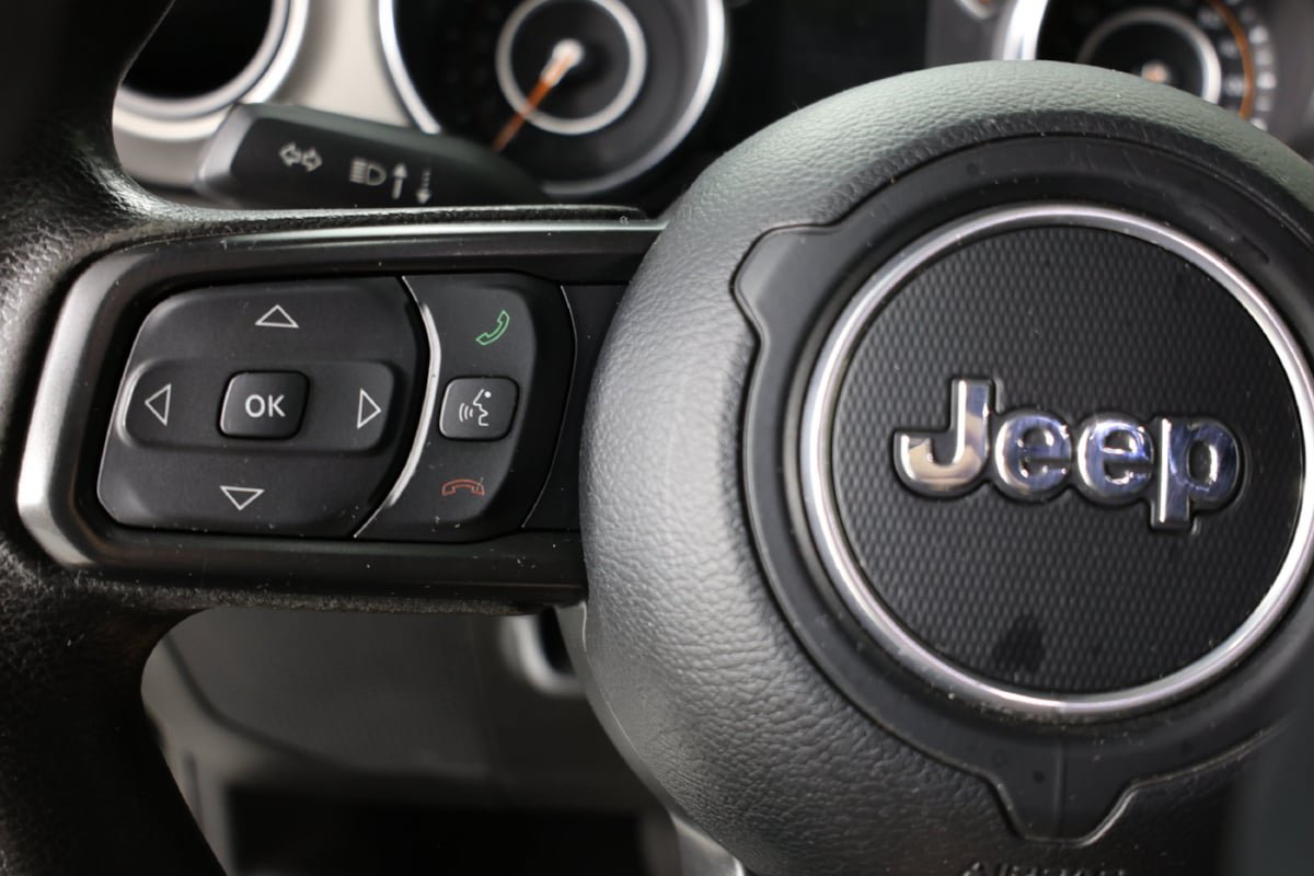 Used 2022 Jeep Wrangler Unlimited Sport AWD/4WD image 26