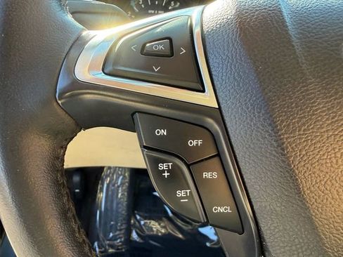 Used 2015 Ford Fusion SE w/ Equipment Group 202A image 26