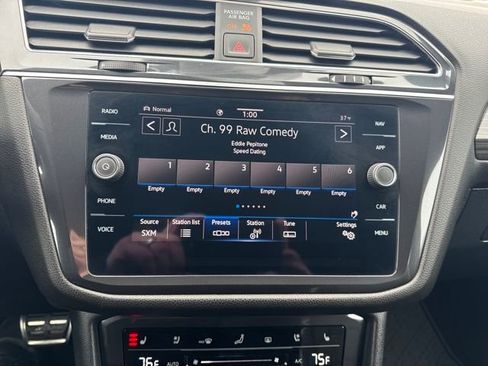 Used 2023 Volkswagen Tiguan SEL R-Line image 26