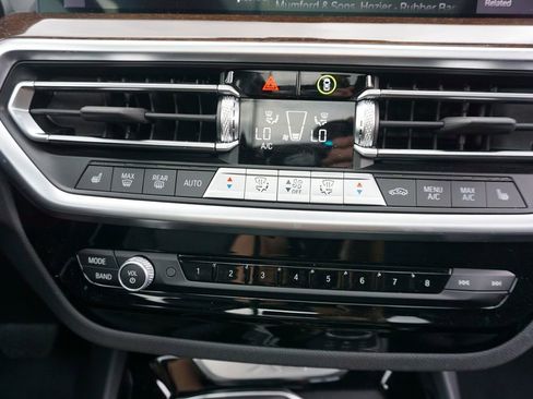 Used 2024 BMW X3 sDrive30i image 12