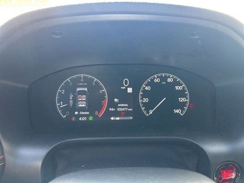 Used 2024 Honda HR-V Sport image 11