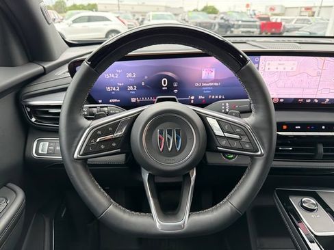 Used 2025 Buick Enclave Sport Touring w/ Super Cruise Package FWD image 10