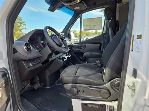 New 2026 Mercedes-Benz Sprinter 2500 image 23
