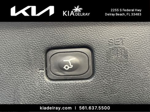 Used 2020 Ford Edge Titanium image 10