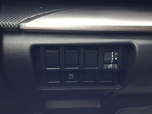 Used 2019 Subaru Forester Premium w/ All-Weather Package AWD/4WD image 29