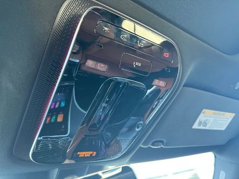 Used 2025 Mercedes-Benz C 300 Sedan image 24