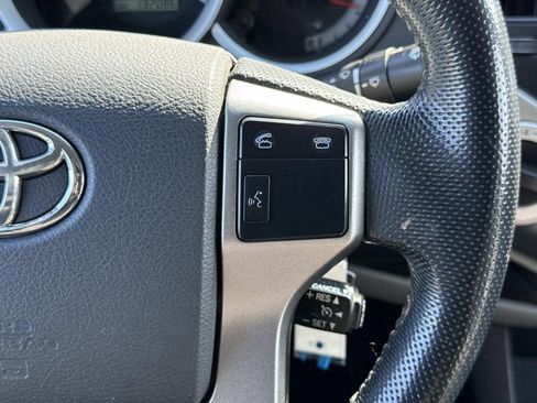 Used 2012 Toyota Tacoma TRD Off-Road image 14