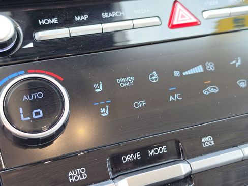 Used 2025 Hyundai Santa Fe Calligraphy AWD/4WD image 30