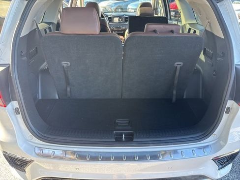 Used 2020 Kia Sorento SX image 35