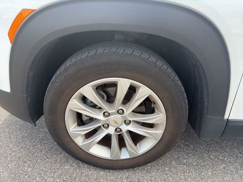 Used 2021 Chevrolet TrailBlazer LS image 11