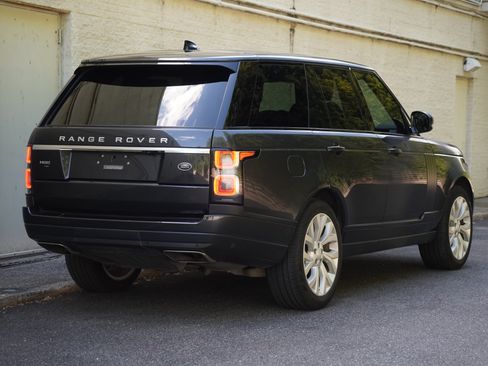 Used 2020 Land Rover Range Rover HSE AWD/4WD image 7