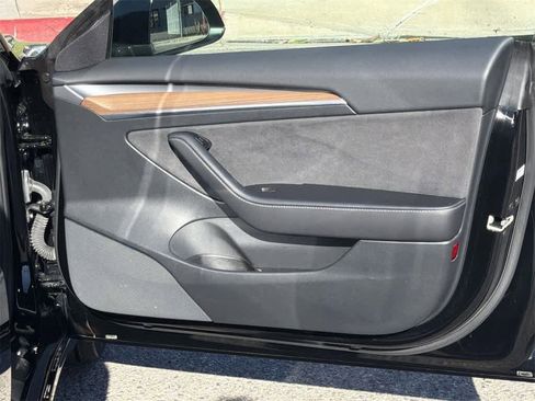 Used 2022 Tesla Model 3 Long Range image 34