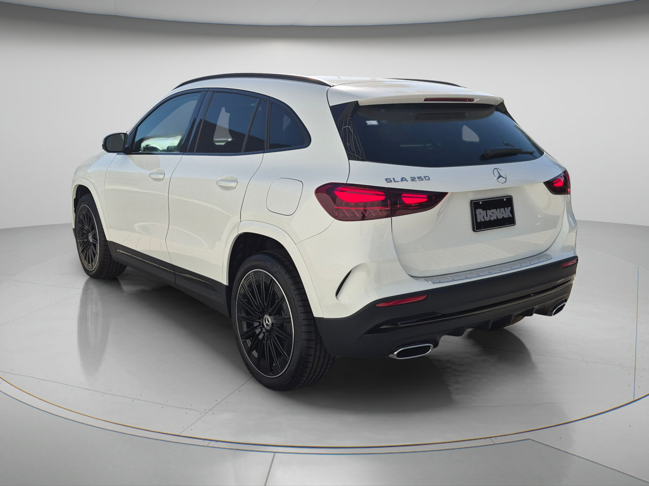 New 2026 Mercedes-Benz GLA 250 image 2