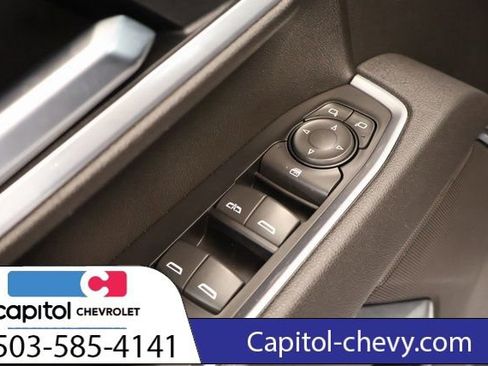 Used 2025 Chevrolet Silverado 2500 LT w/ Convenience Package image 11