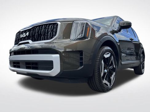 Used 2025 Kia Telluride EX w/ EX Captain's Chair Package FWD image 69
