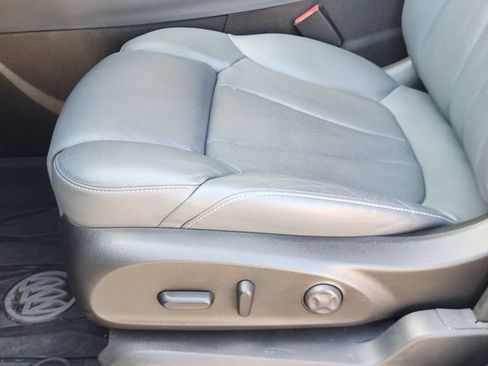Used 2019 Buick Envision Premium w/ Driver Confidence Package AWD/4WD image 25