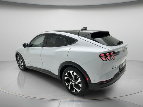 Used 2022 Ford Mustang Mach-E Premium AWD/4WD image 7