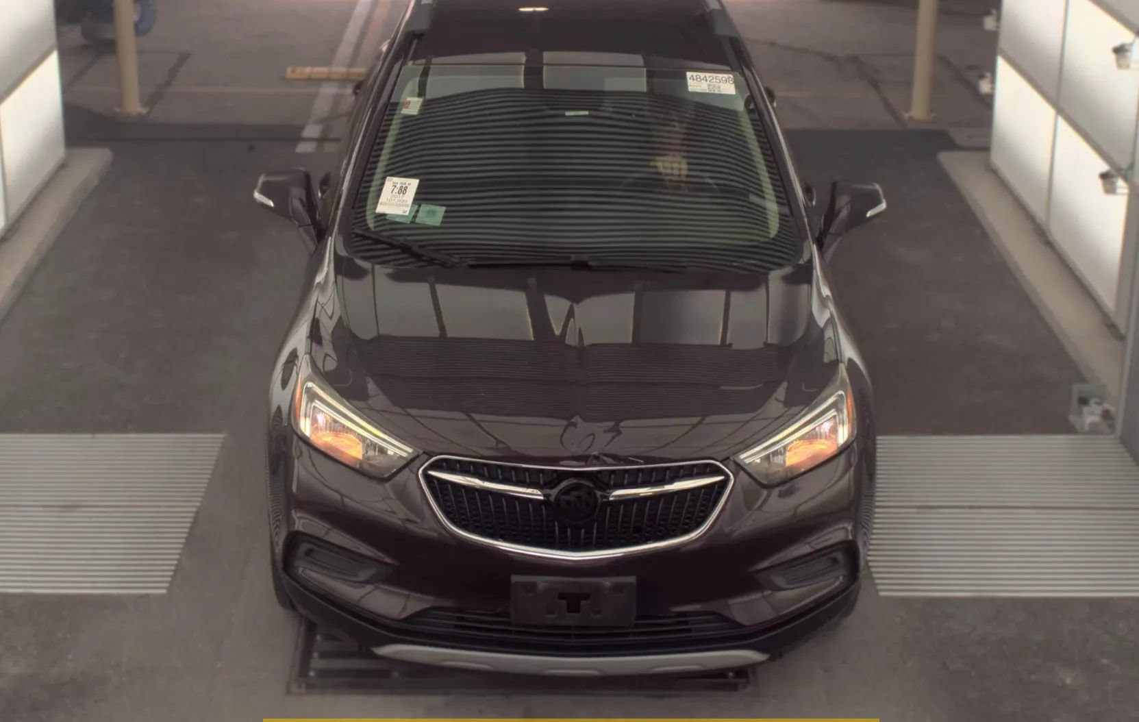 Used 2017 Buick Encore Preferred FWD image 2