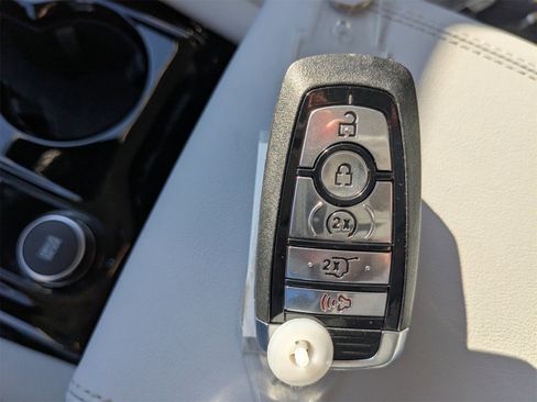 Used 2025 Ford Explorer Platinum w/ Ultimate Package image 36