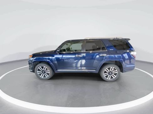 Used 2017 Toyota 4Runner Limited AWD/4WD image 5