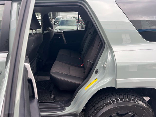 Used 2022 Toyota 4Runner Trail Special Edition AWD/4WD image 12