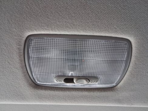 Used 2018 Honda HR-V EX image 27