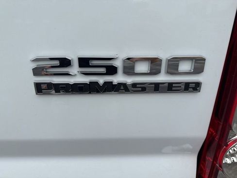 New 2026 RAM ProMaster 2500 w/ Premium Convenience Group FWD image 16