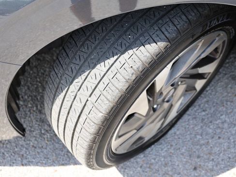 Used 2023 Subaru Legacy Limited image 25