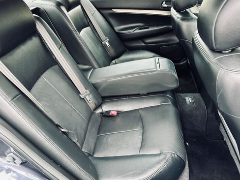 Used 2012 INFINITI G25 x image 17