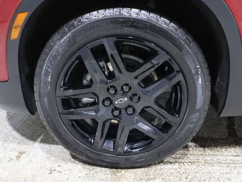 Used 2023 Chevrolet Blazer LT w/ LPO, Black Grille Bar Package image 9