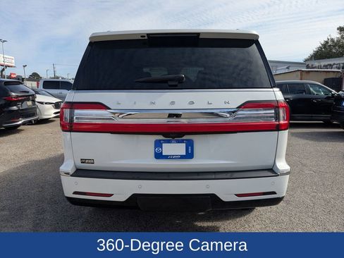 Used 2021 Lincoln Navigator Reserve image 5