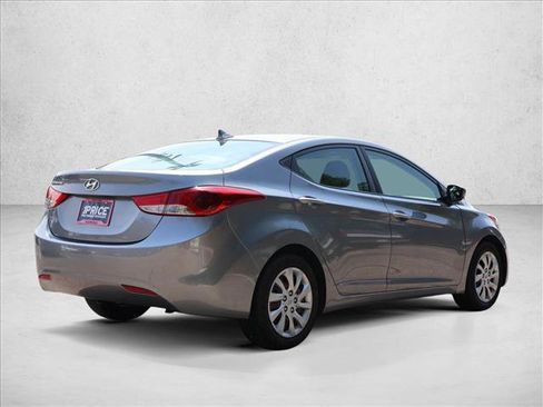 Used 2013 Hyundai Elantra GLS FWD image 5