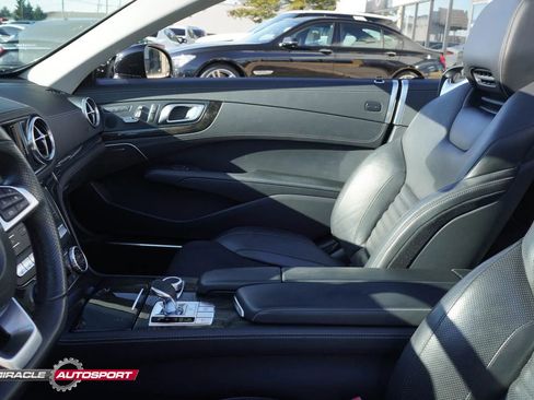 Used 2018 Mercedes-Benz SL 550 image 20