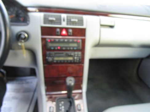 Used 1997 Mercedes-Benz E 320 Sedan image 26