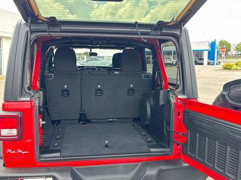 Used 2021 Jeep Wrangler Unlimited Sport AWD/4WD image 14