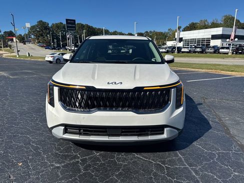 New 2025 Kia Carnival LXS image 8