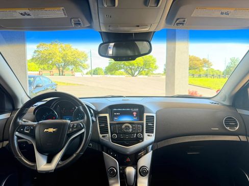 Used 2012 Chevrolet Cruze LTZ FWD image 9