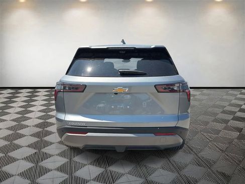 New 2026 Chevrolet Equinox LT w/ Safety and Technology Package FWD image 6