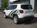 Used 2016 Jeep Renegade Latitude w/ Cold Weather Group image 3