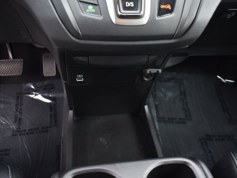 Used 2024 Honda Odyssey EX-L image 21