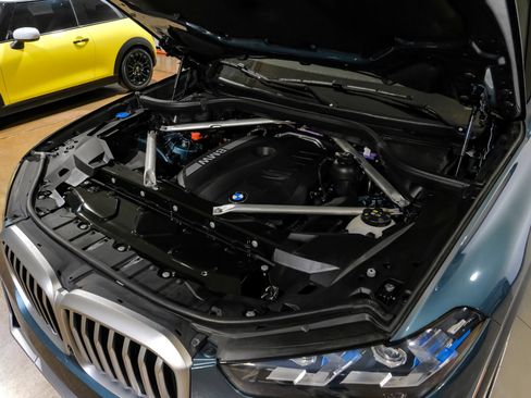 Used 2025 BMW X5 sDrive40i w/ Premium Package RWD image 50