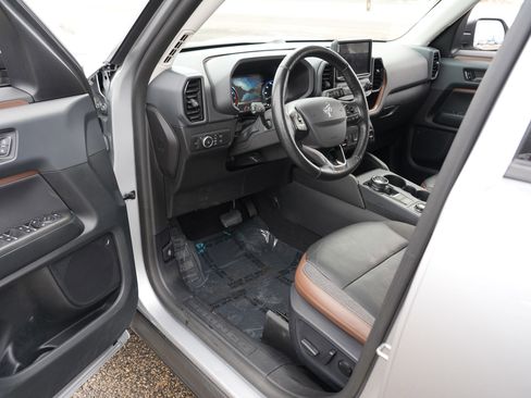 Used 2021 Ford Bronco Sport Outer Banks image 17