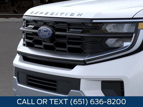 New 2026 Ford Expedition Max Platinum image 17