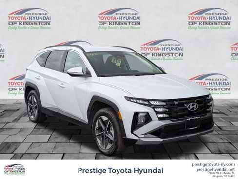 Certified 2026 Hyundai Tucson SEL w/ Tow & Go Package AWD/4WD image 1
