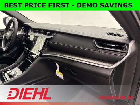 New 2026 Jeep Grand Cherokee Laredo image 16