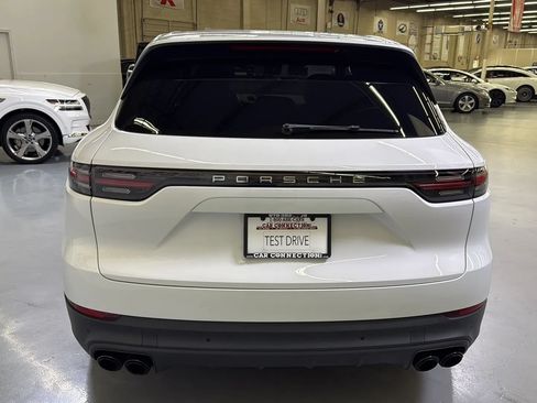 Used 2019 Porsche Cayenne AWD/4WD image 12