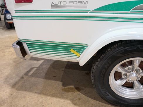 Used 1993 GMC G2500 Vandura RWD image 38
