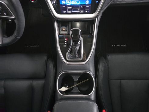 Used 2022 Subaru Outback Limited w/ Popular Package #2 image 28